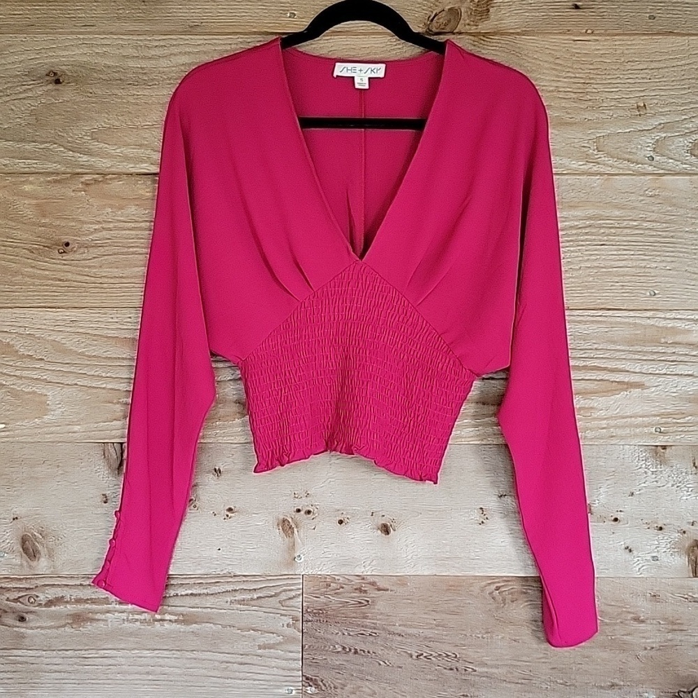 She + Sky Size Small Magenta Smocked Long Sleeve Cropped Top
